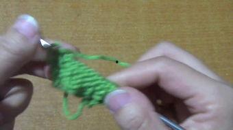 小草莓背带裤编织视频,轻松学会时尚单品制作